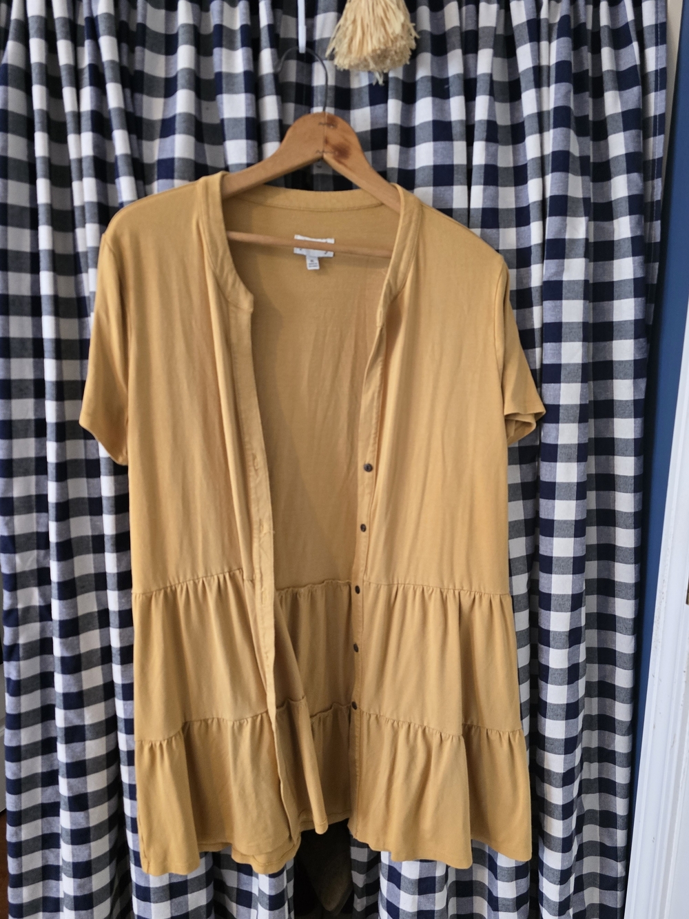 Wonderly Mustard Top in Golden Yellow - Picture 2 of 2